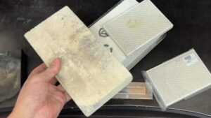耐火断熱レンガ C-1 半丁