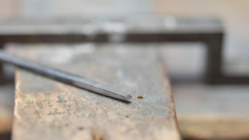 鏨（タガネ）の作り方｜片切タガネ・直線用の講座画像