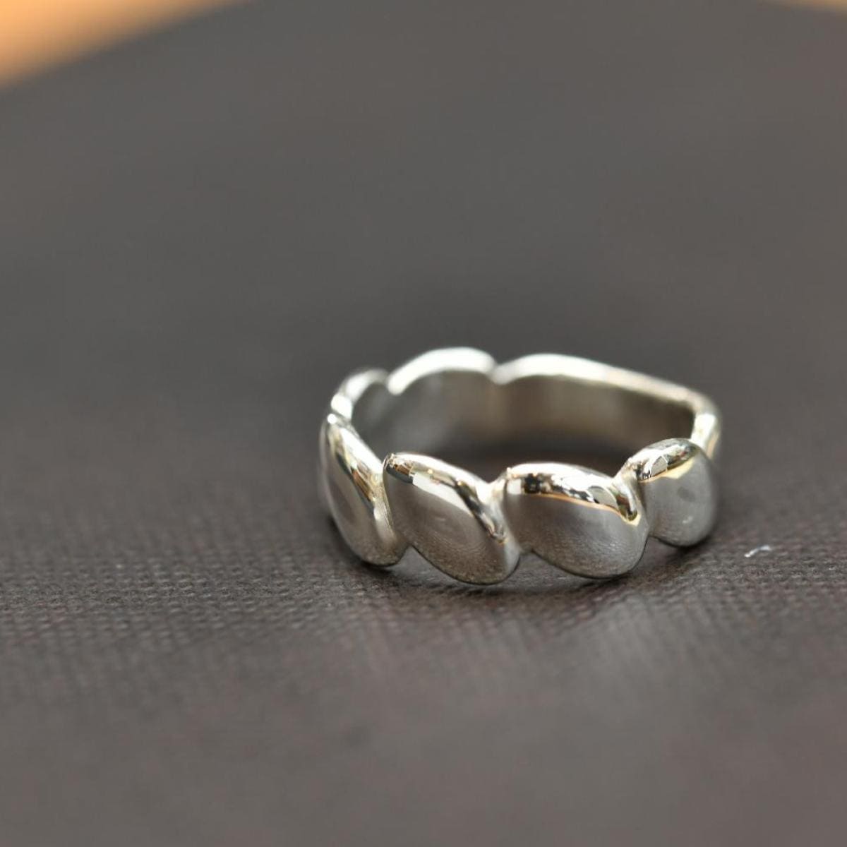 受講生の作品：リーフモチーフのシルバーリング