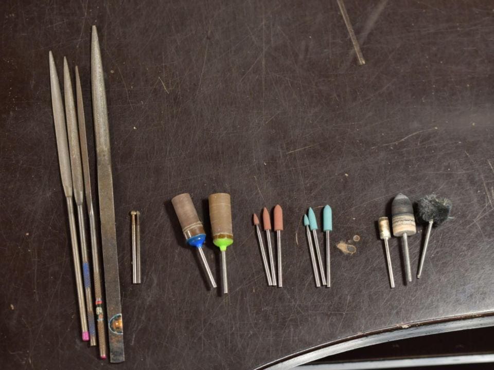 繊細なディティールの桜モチーフリング