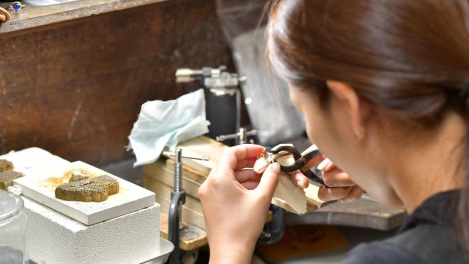 自宅で学べるオンラインジュエリースクール